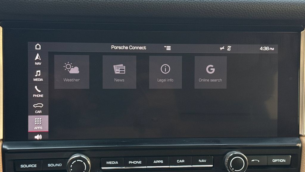 Used 2019 Porsche Macan AWD/4WD image 37