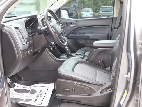 Used 2022 Chevrolet Colorado Z71 AWD/4WD image 24