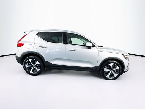 Used 2023 Volvo XC40 B5 Plus w/ Driver Assist Package AWD/4WD image 11