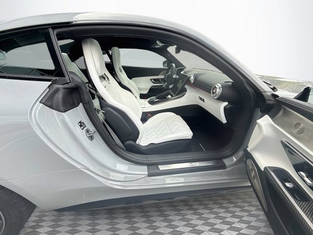 Used 2025 Mercedes-Benz AMG GT 63 image 28