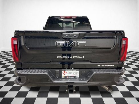 New 2026 GMC Sierra 3500 Denali Ultimate w/ LPO, Black Badging Package AWD/4WD image 5