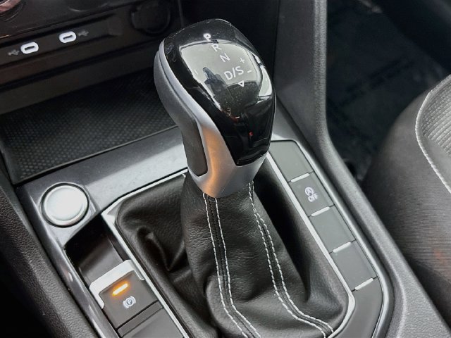 Certified 2024 Volkswagen Tiguan S AWD/4WD image 18