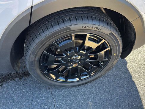 Used 2021 Kia Telluride SX w/ SX Prestige Package image 34