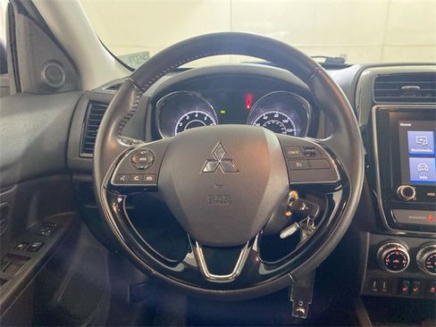 Used 2022 Mitsubishi Outlander Sport SE image 28