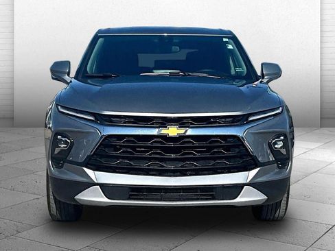 Used 2023 Chevrolet Blazer LT w/ Driver Confidence Package FWD image 2