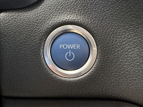 Used 2024 Toyota Tundra Limited image 21