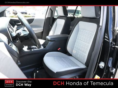 Used 2023 Chevrolet Equinox LT w/ Driver Convenience Package AWD/4WD image 18