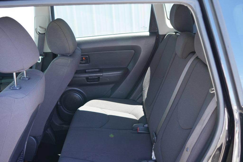 Used 2013 Kia Soul FWD image 25