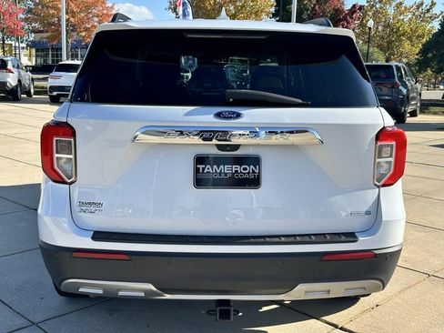 Used 2020 Ford Explorer XLT w/ Equipment Group 202A image 3