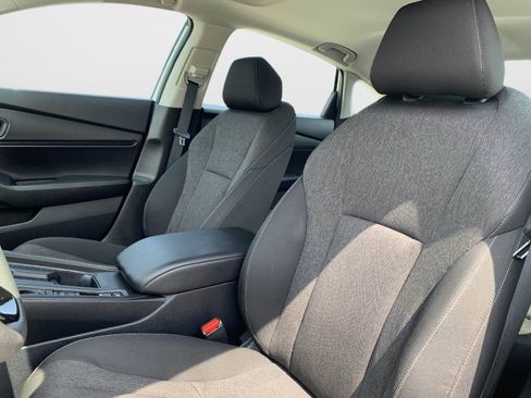 Certified 2024 Honda Accord EX image 29