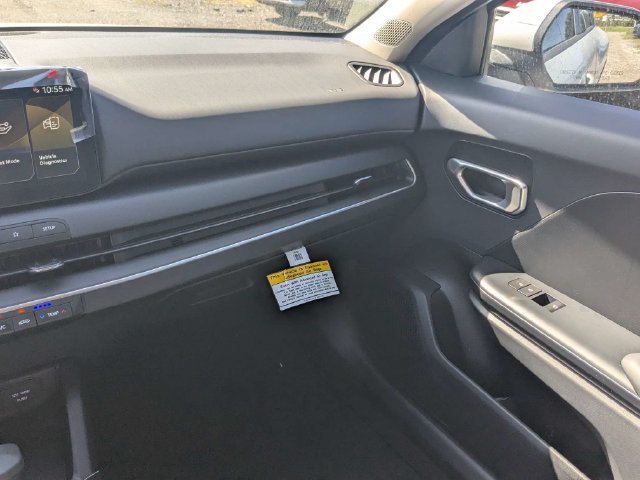 New 2027 Kia K4 FWD image 17