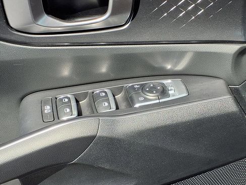 Used 2025 Kia Sorento S w/ Panoramic Sunroof Package FWD image 21
