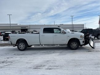 Used 2022 RAM 3500 Laramie video 2
