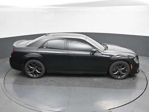 Used 2022 Chrysler 300 S RWD image 31