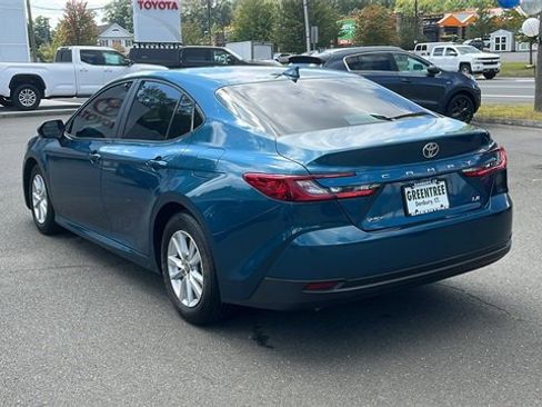Certified 2025 Toyota Camry LE image 4