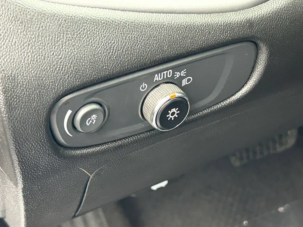 Used 2024 Chevrolet Malibu LT FWD image 44