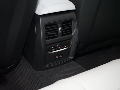 Used 2025 BMW M3 Competition AWD/4WD image 22