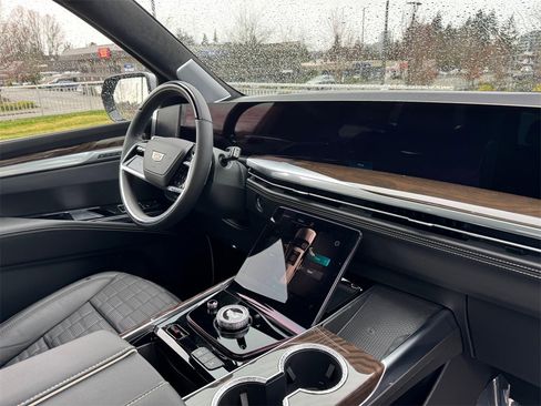 New 2026 Cadillac Escalade Platinum Sport image 12