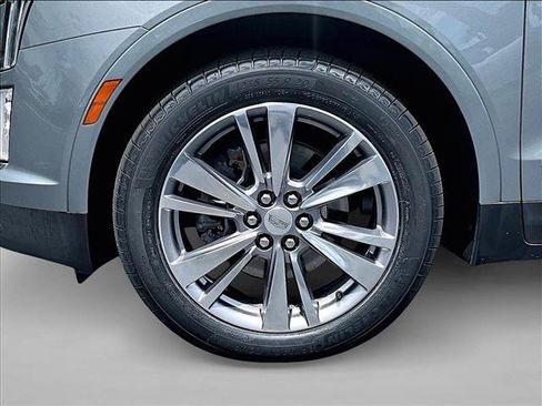 Certified 2023 Cadillac XT5 Premium Luxury FWD image 10