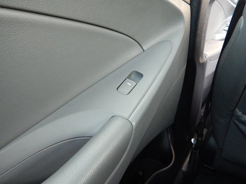 Used 2011 Hyundai Sonata SE w/ Navigation & Sunroof Pkg 4 image 24