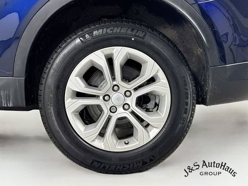 Used 2023 Land Rover Discovery Sport S image 37