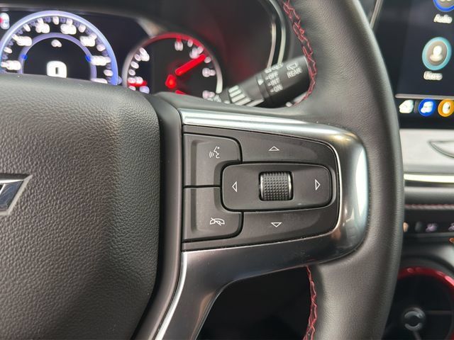 Used 2025 Chevrolet Blazer RS FWD image 24