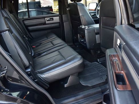 Used 2015 Ford Expedition Platinum image 23
