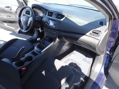Used 2018 Nissan Sentra S FWD image 13