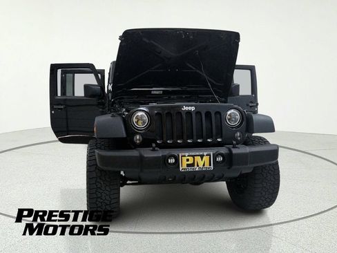 Used 2014 Jeep Wrangler Unlimited Sport w/ Quick Order Package 24S AWD/4WD image 9