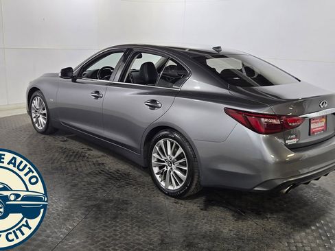 Used 2018 INFINITI Q50 Luxe w/ Essential Package (2.0T Luxe) image 5