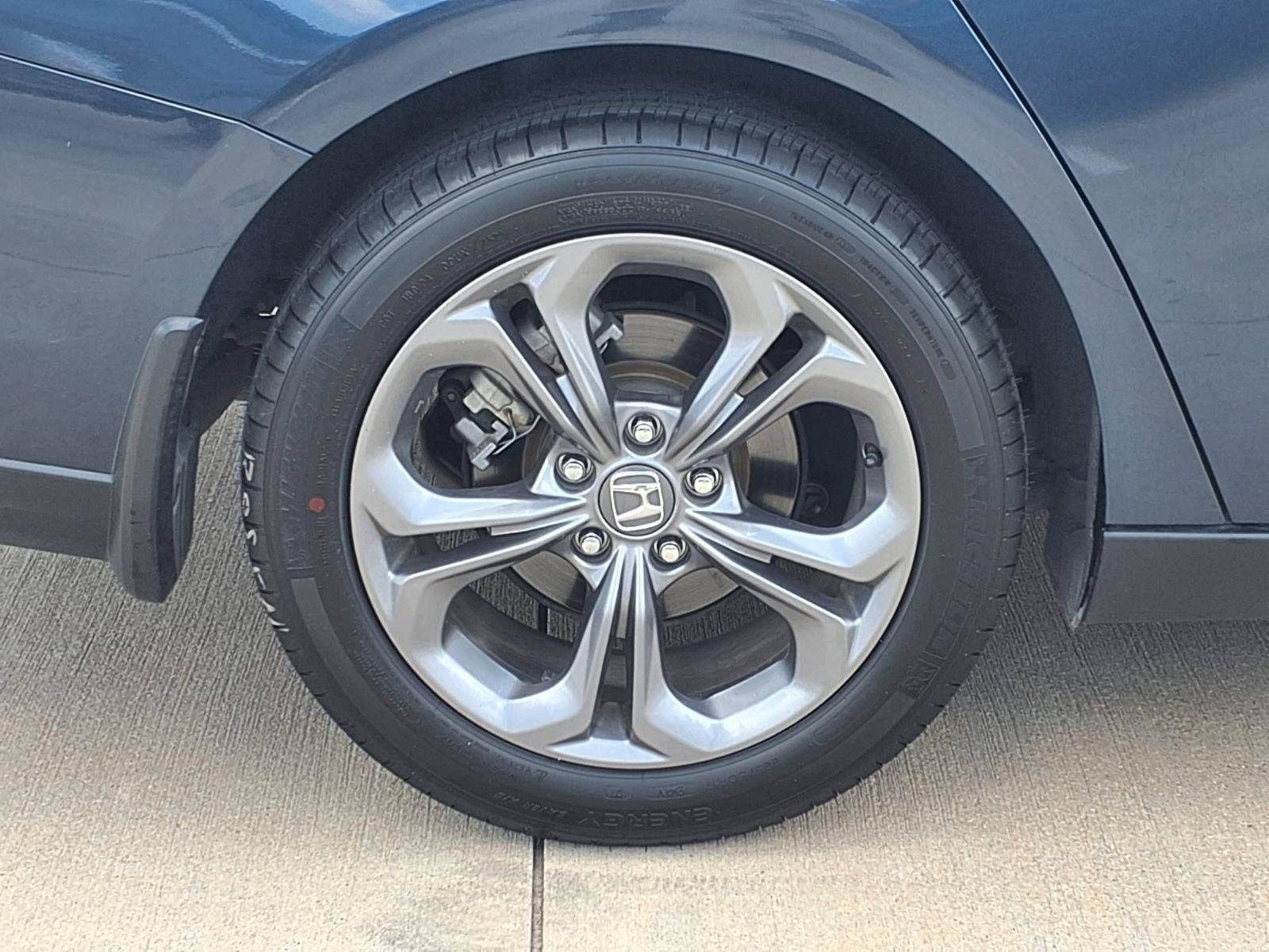 Used 2024 Honda Accord EX image 24