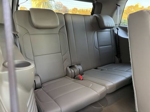Used 2020 GMC Yukon SLT w/ Open Road Package image 17