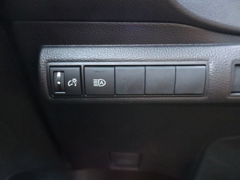 Used 2021 Toyota Corolla LE w/ LE Convenience Package FWD image 14