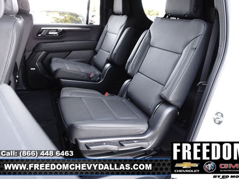 New 2026 Chevrolet Suburban LT w/ Comfort Package image 15