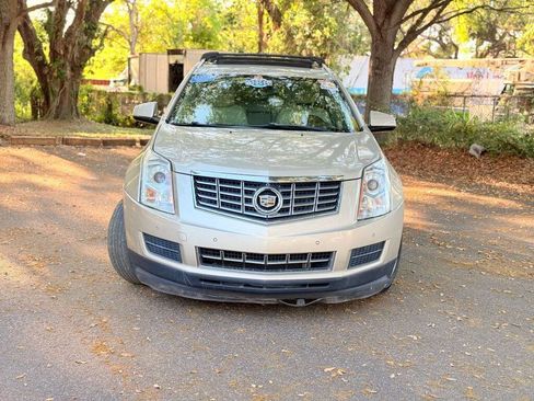 Used 2014 Cadillac SRX Luxury w/ Driver Awareness Package image 2