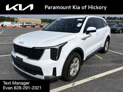 Used 2024 Kia Sorento LX