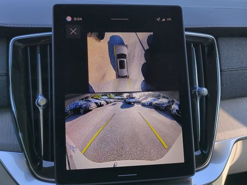 New 2026 Volvo XC90 B6 Ultra image 19