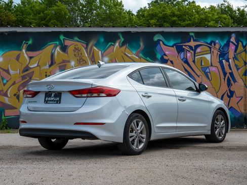Used 2018 Hyundai Elantra SEL FWD image 8