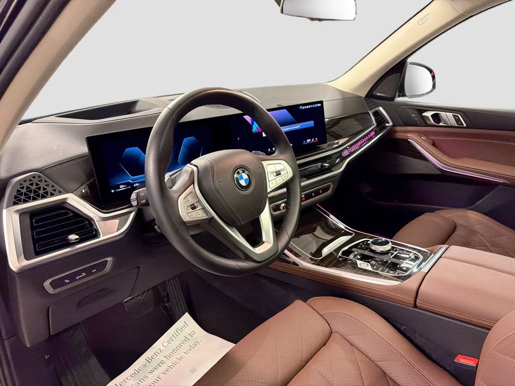 Used 2024 BMW X7 xDrive40i AWD/4WD image 4