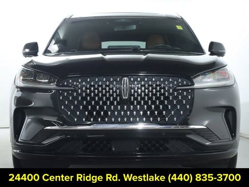 Certified 2025 Lincoln Aviator Black Label image 6