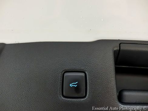 Certified 2022 Ford Escape SEL AWD/4WD image 24