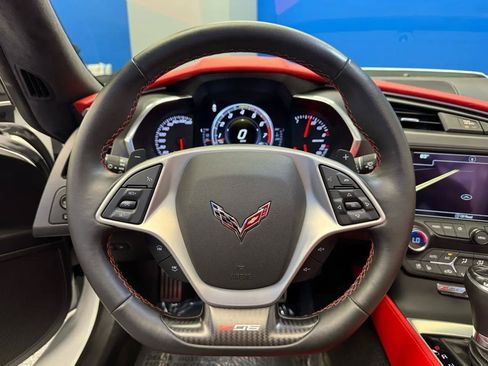 Used 2016 Chevrolet Corvette Z06 w/ 3LZ Preferred Equipment Group RWD image 17