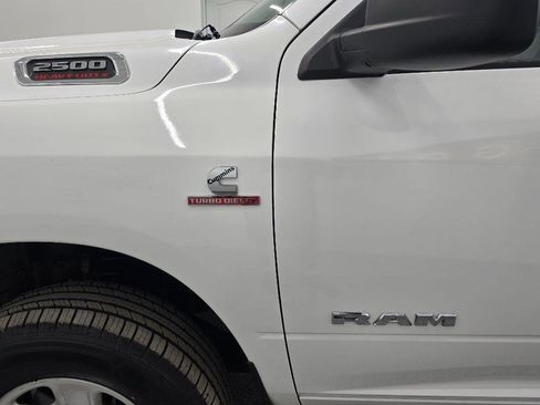Used 2022 RAM 2500 Tradesman AWD/4WD image 9