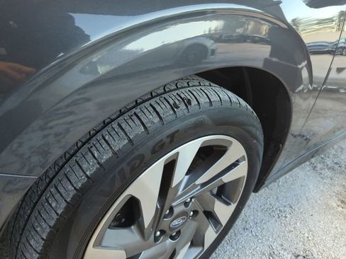 Used 2024 Subaru Legacy Limited image 36