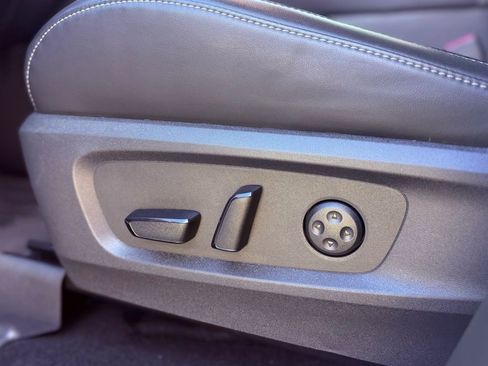 Certified 2026 INFINITI QX60 Luxe w/ Family Package image 24