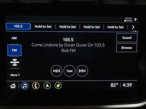 Used 2023 Chevrolet Bolt EUV Premier w/ Sun & Sound Package image 30