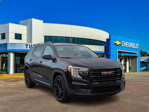 Used 2022 GMC Terrain SLE w/ Driver Convenience Package image 7