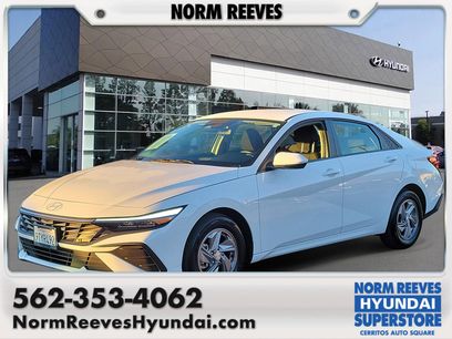 Certified 2025 Hyundai Elantra SE