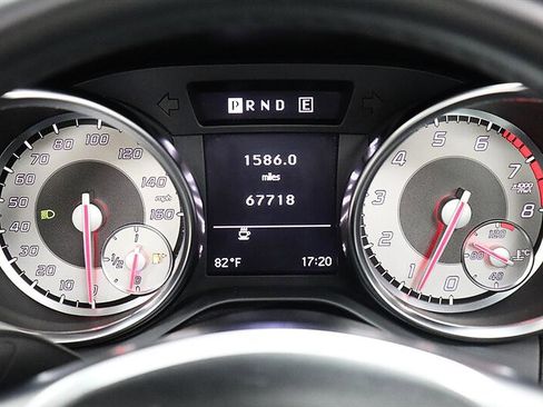 Used 2013 Mercedes-Benz SLK 250 image 47