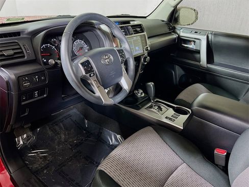 Certified 2021 Toyota 4Runner SR5 image 10